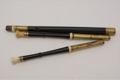 Lot 208 - Set of pastoral pipes.