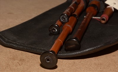 Lot 213 - Set of Northumbrian small pipes.