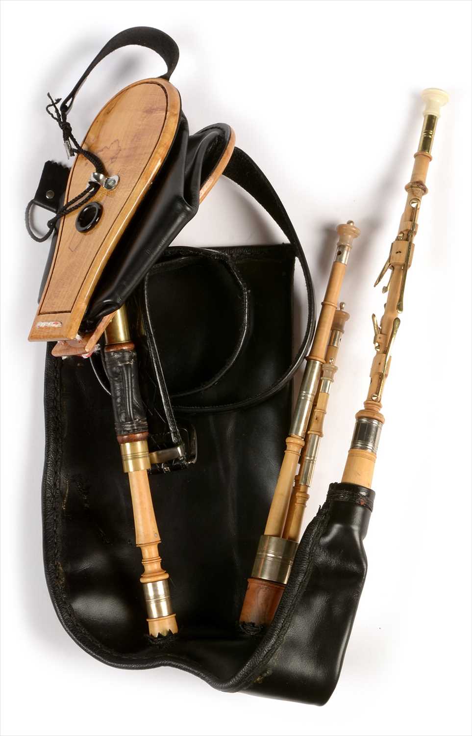 Lot 216 - Set of Northumbrian small pipes.
