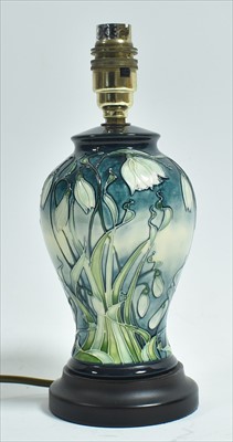 Lot 593 - Moorcroft lamp