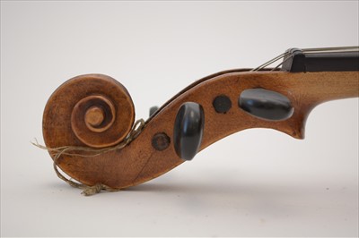 Lot 117 - Violin.