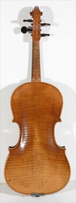 Lot 118 - Violin.