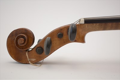 Lot 118 - Violin.