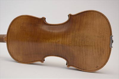 Lot 118 - Violin.