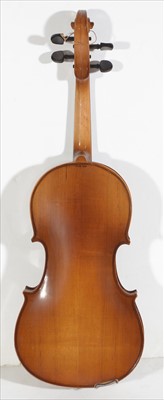 Lot 119 - Viola.