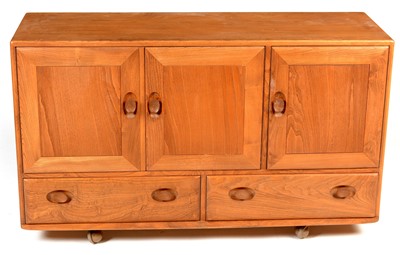 Lot 1189 - Ercol Windsor sideboard