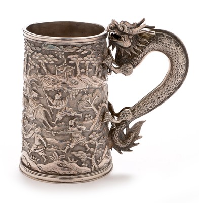 Lot 346 - Chinese silver tankard