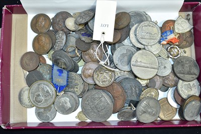 Lot 1016 - Commemorative medallions