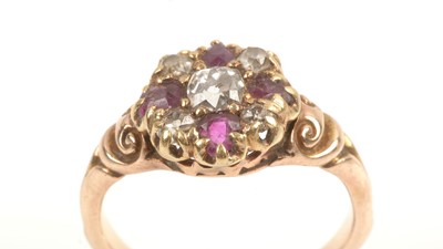 Lot 130 - Ruby and diamond ring