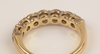 Lot 92 - Seven stone diamond ring