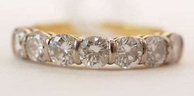 Lot 92 - Seven stone diamond ring