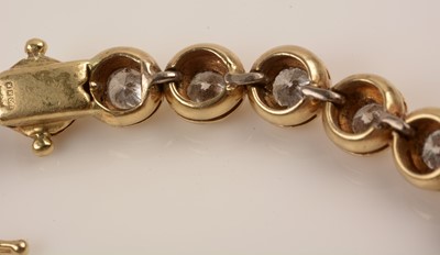 Lot 90 - Diamond line bracelet