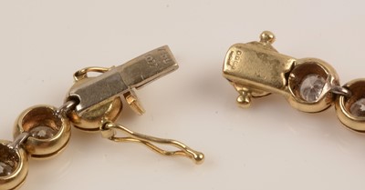 Lot 90 - Diamond line bracelet