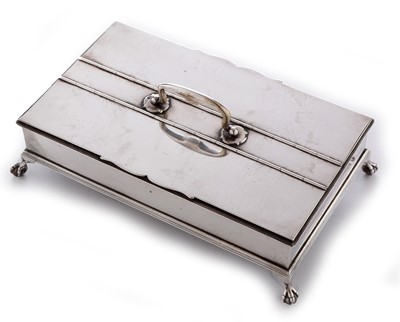 Lot 276 - Silver pen tray
