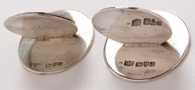 Lot 293 - Menu stands