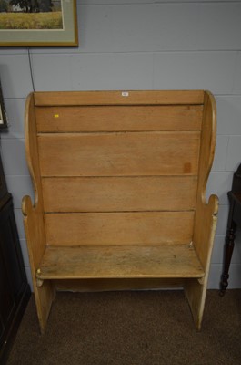 Lot 775 - Late 19th century settle