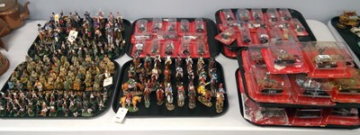 Lot 306 - Del Prado figures