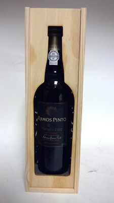 Lot 895 - Port