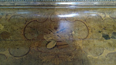Lot 999 - An impressive late 19th Century burr walnut