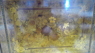 Lot 999 - An impressive late 19th Century burr walnut