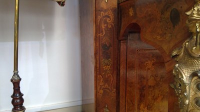 Lot 999 - An impressive late 19th Century burr walnut