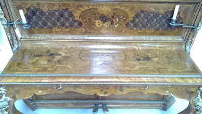 Lot 999 - An impressive late 19th Century burr walnut