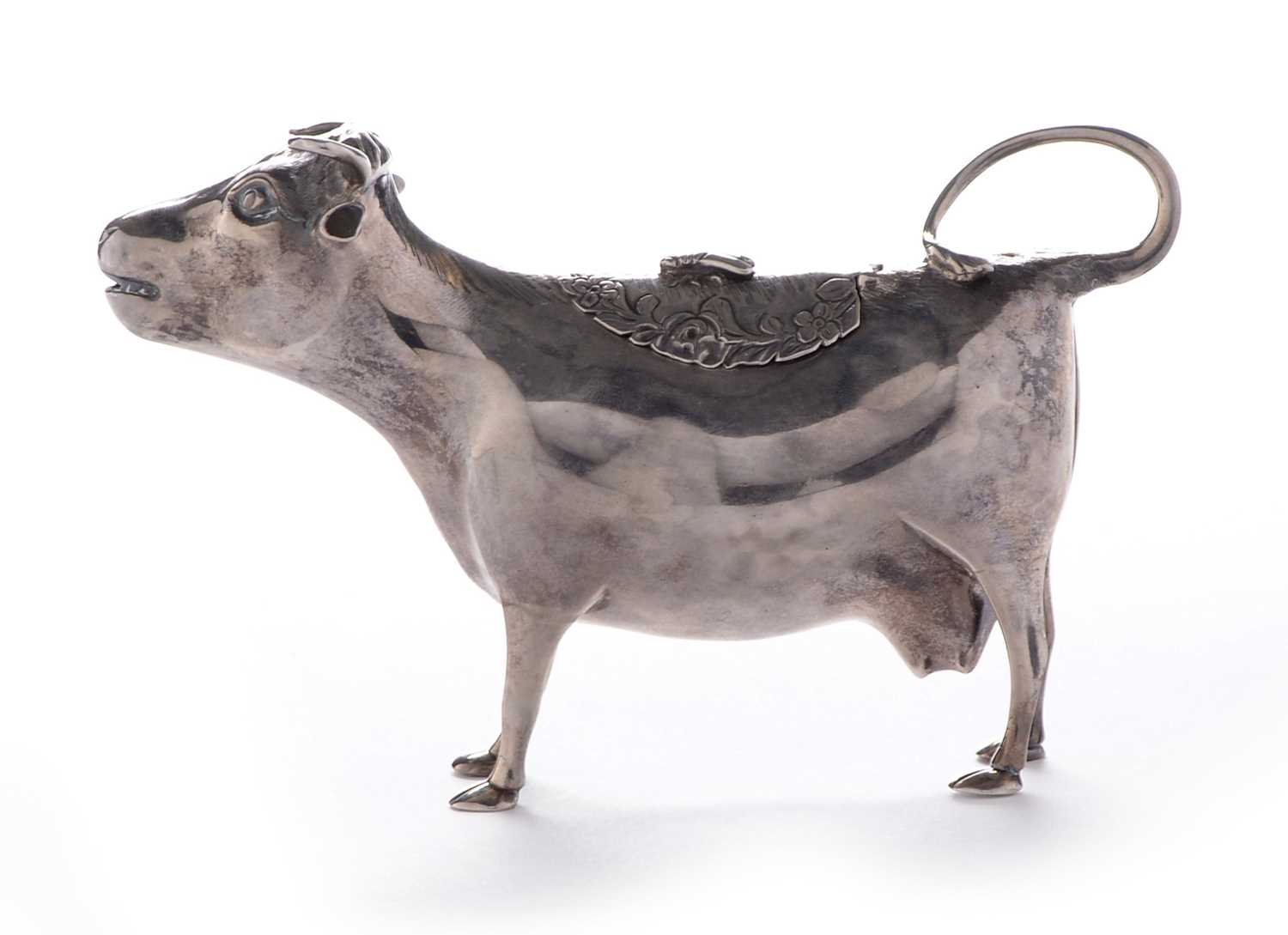 Lot 315 - Silver cow creamer