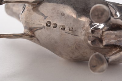 Lot 315 - Silver cow creamer