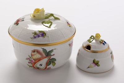 Lot 507 - Herend Dinner, Tea and coffee service