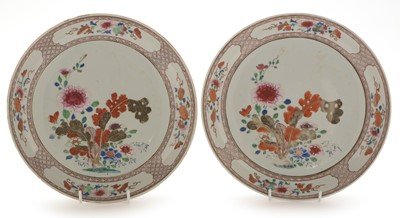 Lot 389 - Pair of Famille Rose saucer dishes