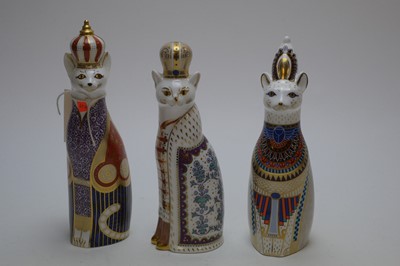Lot 90 - Crown Derby Imari paperweights