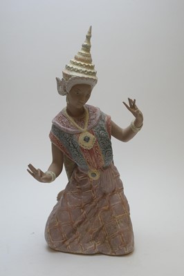 Lot 92 - Lladro Thai figure