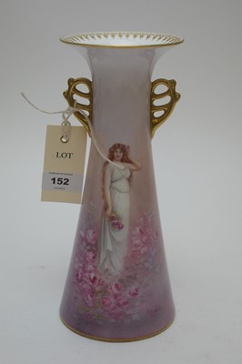 Lot 152 - Vase