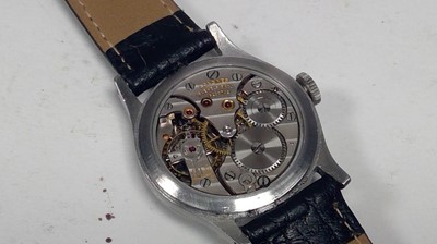 Lot 21 - Longines manual wind wristwatch