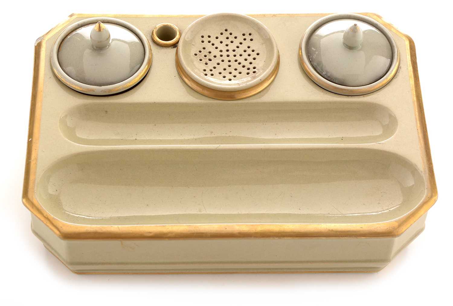Lot 492 - Wedgwood drabware ink stand