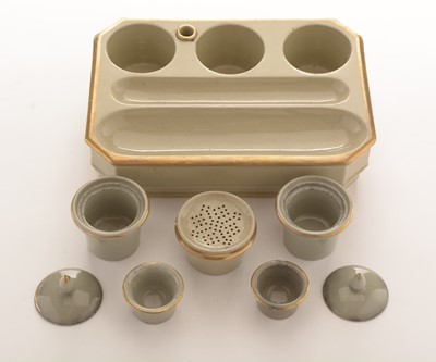 Lot 492 - Wedgwood drabware ink stand