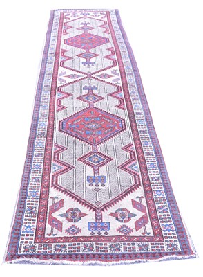 Lot 561 - Sarab runner