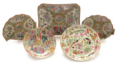 Lot 418 - Five Canton pieces