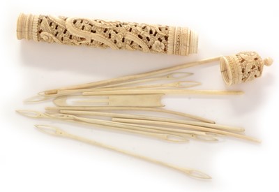 Lot 464 - Canton bone bodkin case