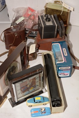 Lot 275 - Mixed collectors' items