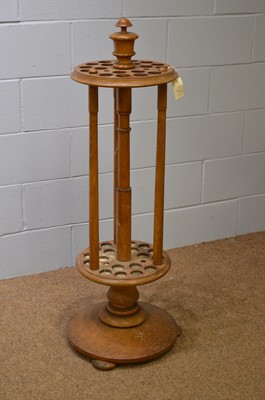 Lot 538 - 20th Century elm billiard cue stand
