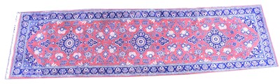 Lot 572 - Isfahan runner