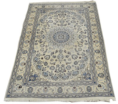 Lot 682 - Nain carpet