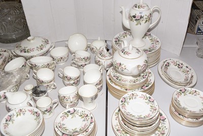 Lot 287 - Wedgwood Hathaway Rose