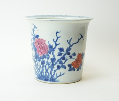 Lot 568 - Chinese bucket shaped jardiniere