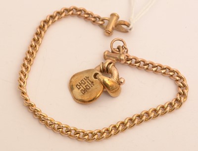 Lot 62 - A gold bracelet