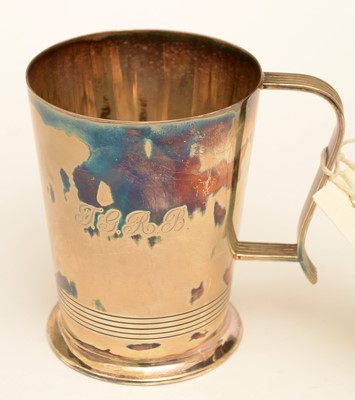 Lot 170 - A silver tankard