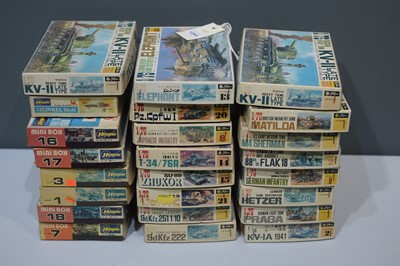 Lot 1255 - Hasegawa and Fujimi model constructor kits