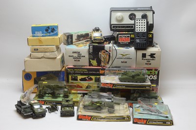 Lot 418 - Die cast and other toy cars