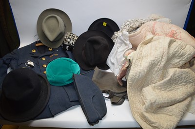 Lot 285 - Mixed vintage clothing